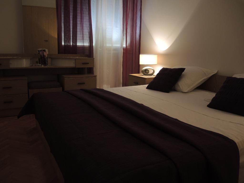 Apartment In Centre For 7 Split Szoba fotó